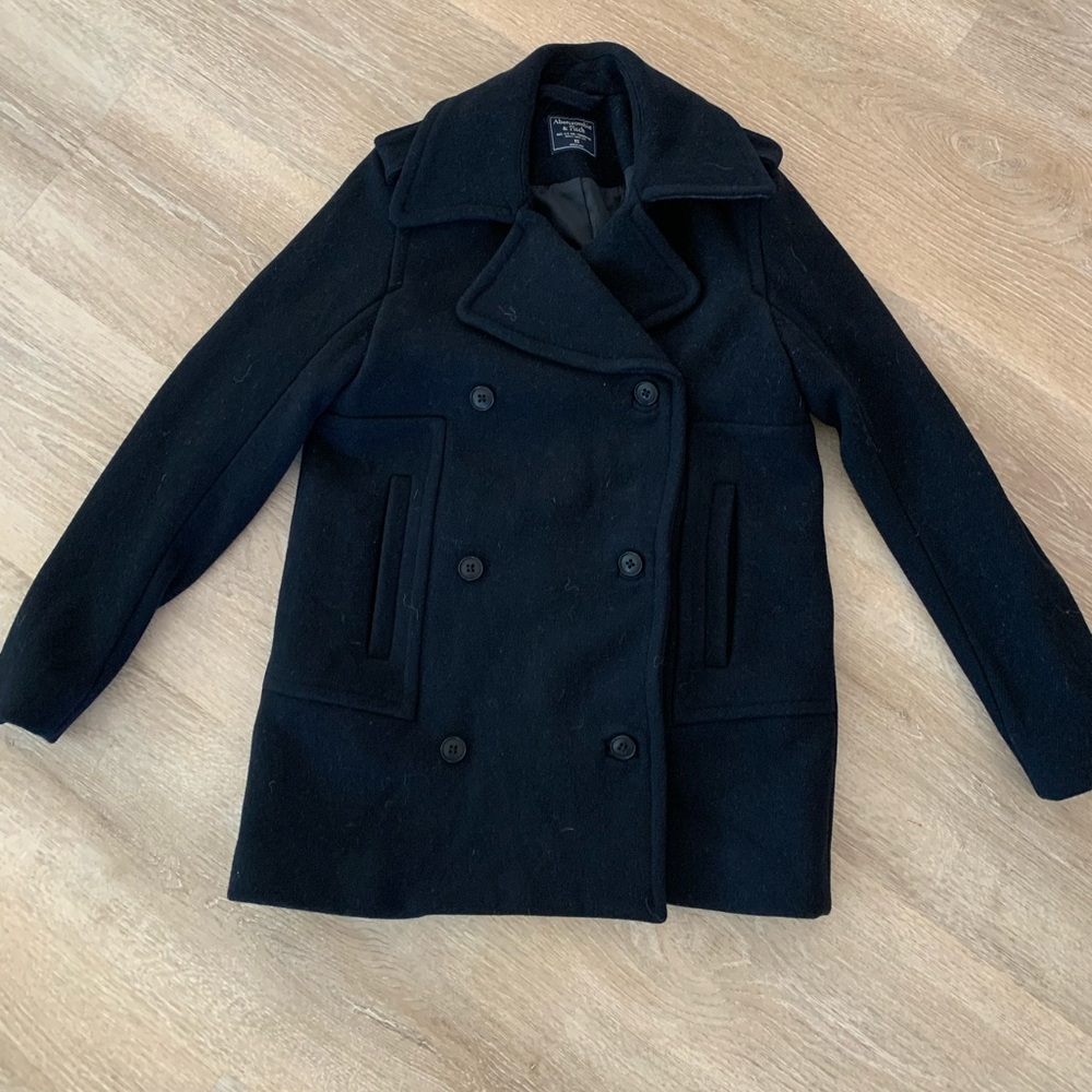 Abercrombie and Fitch wool coat. Size XS. Excellent condition.